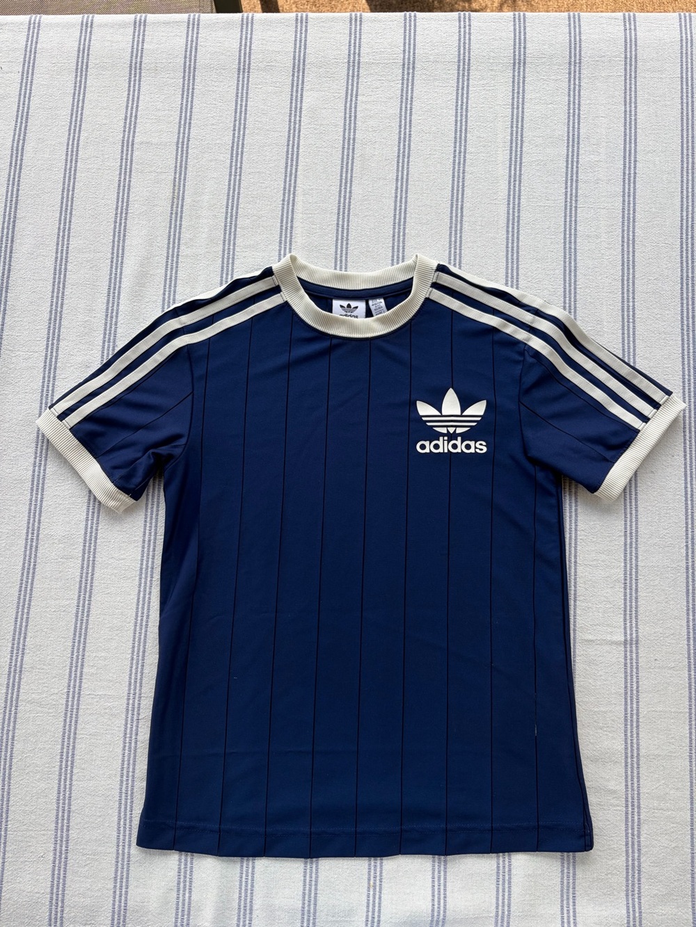 Adidas Adicolor 3-stripes tee
